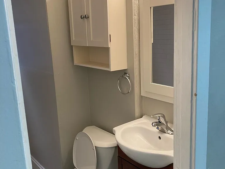 6528 Clayton Ave #1W — Photo 6