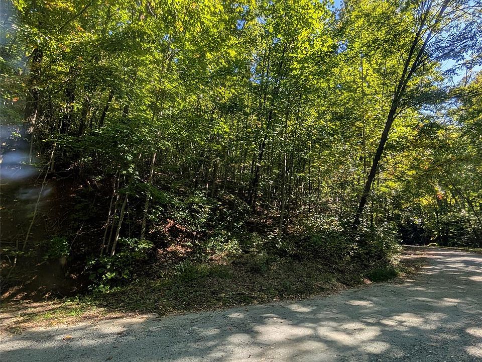 2nd image of 0 Lakeview Dr #409