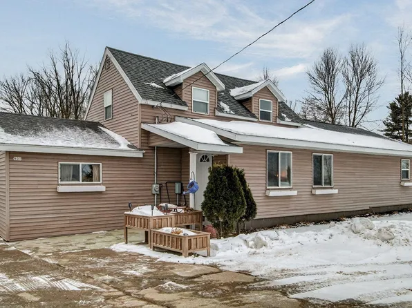 901 S Riverside Dr, Cornell, WI 54732