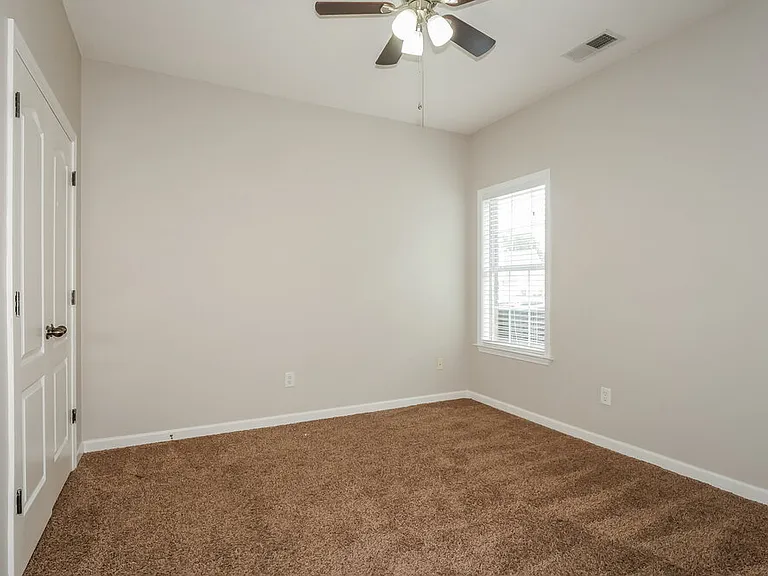 9555 Morning Shadow Dr — Photo 14