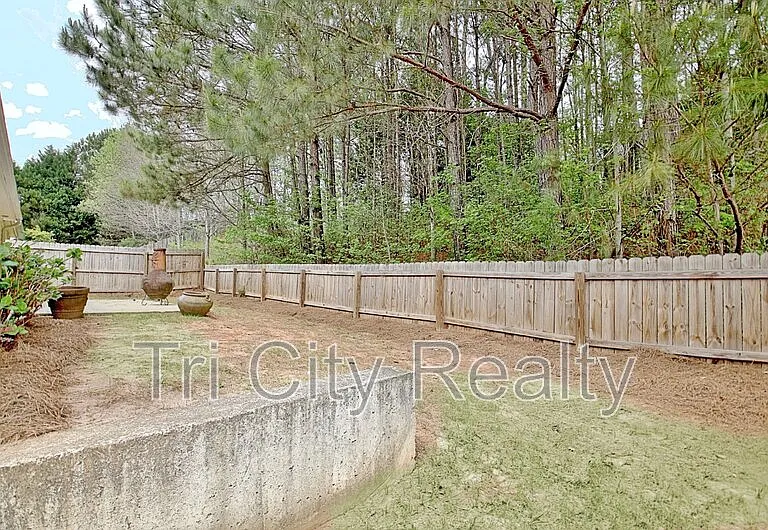 341 Hunterian Pl — Photo 57