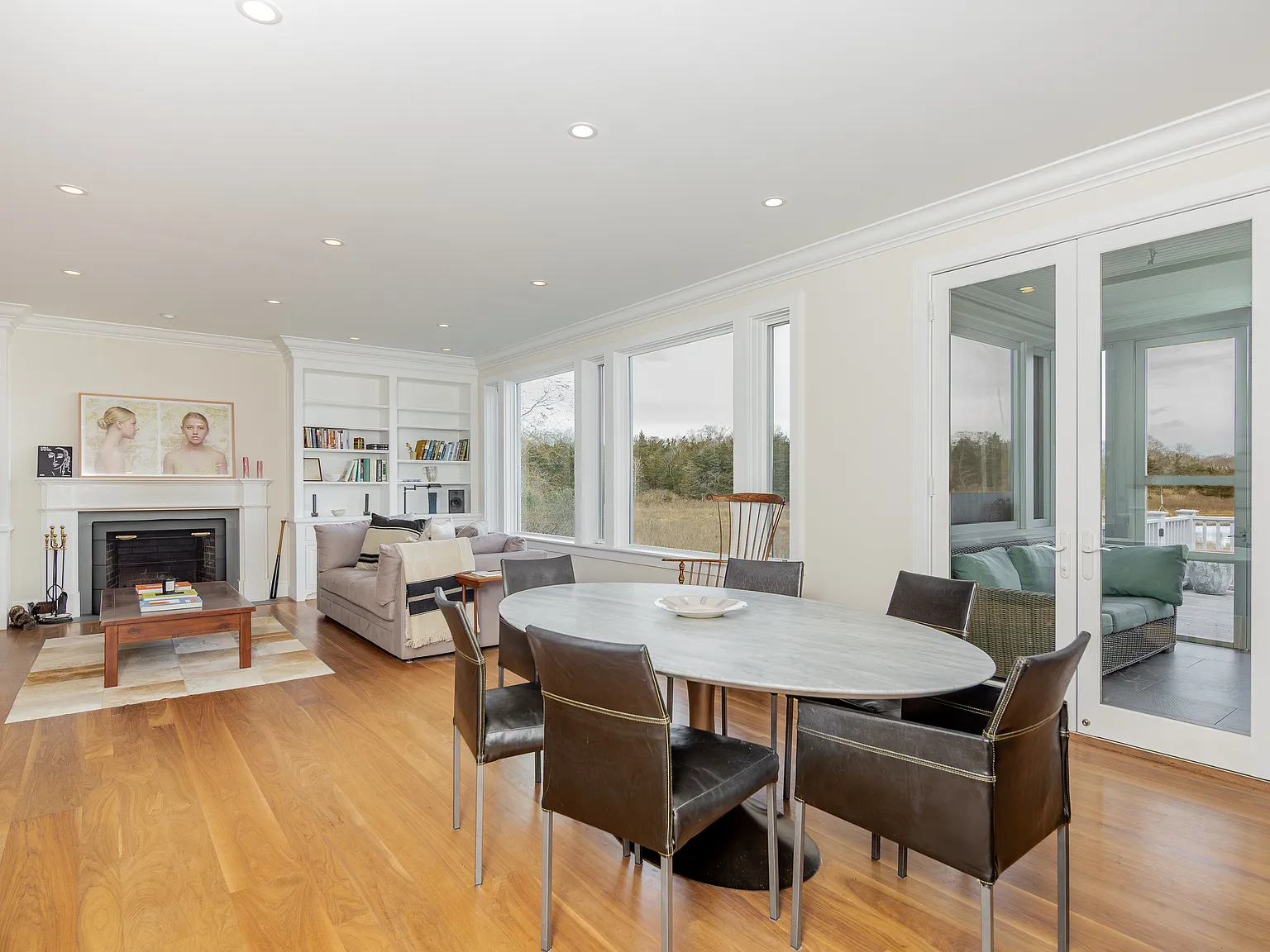 Waterfront Home Overlooking Accabonac Harbor on a Full Acre — Photo 4