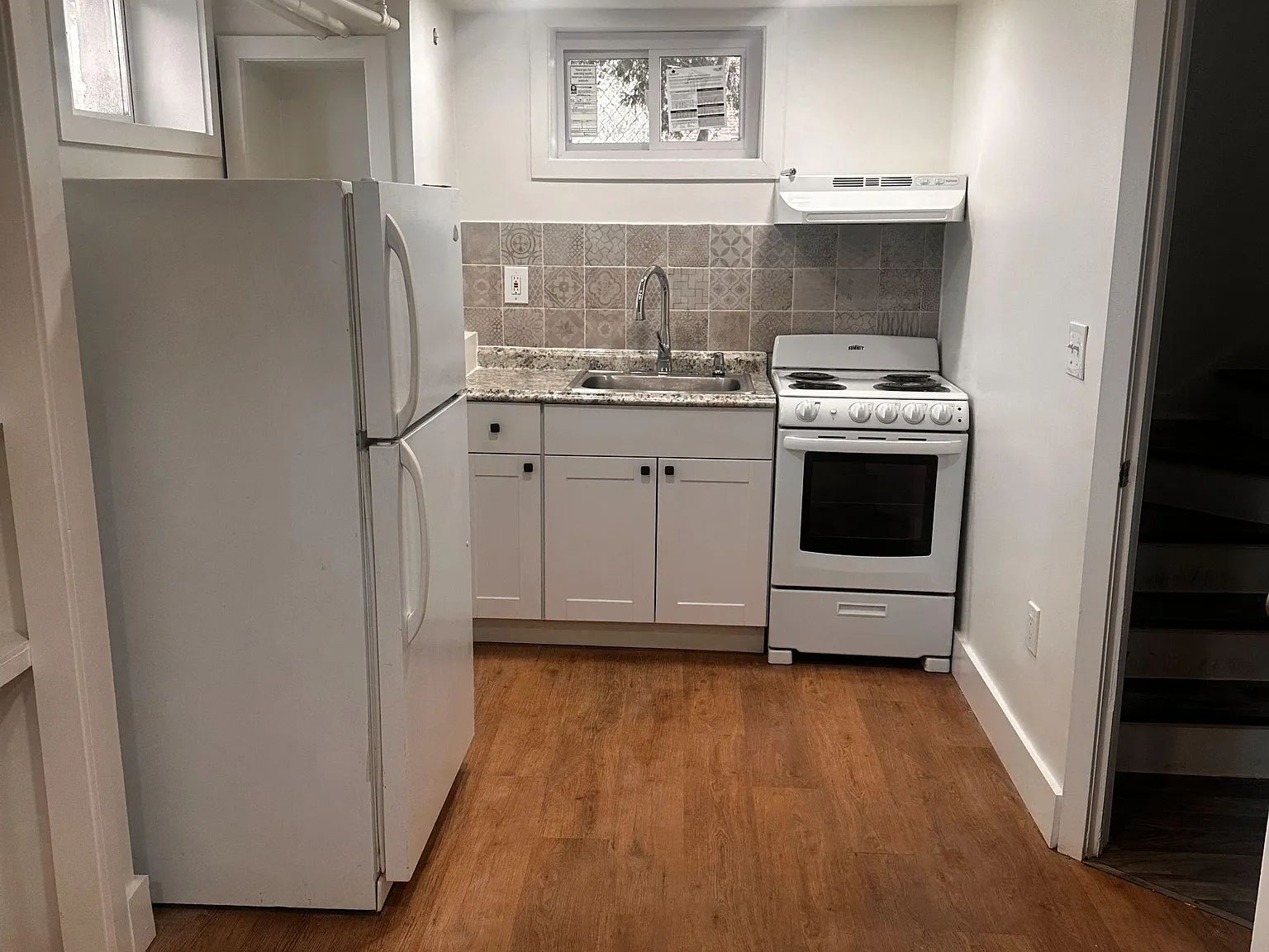 3 bed, 1.0 bath, 450 sqft, $1,499 — Photo 2