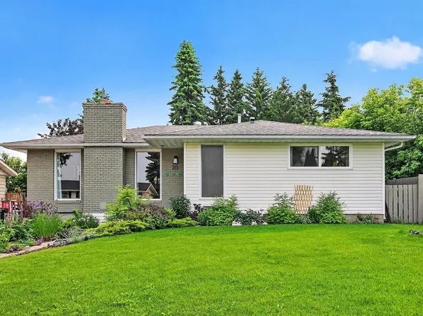 20 Garland Cres, Strathcona County, AB T8A 2P4
