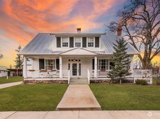 303 W Locust St, Waterville, WA 98858