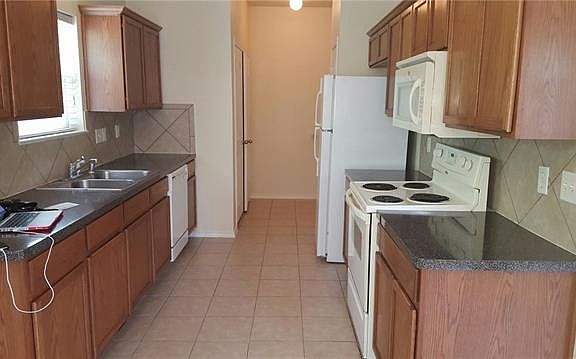 3rd image of 847 Mirabell Ct