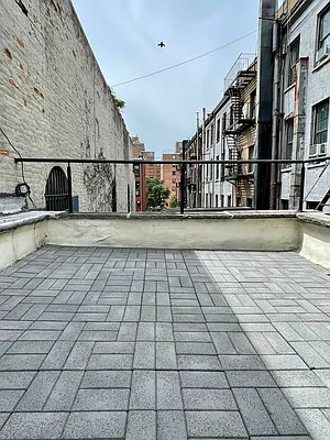 Rented by Metropolitan Property Group | media 17