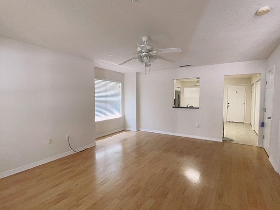 5th image of 4654 SW 48th Way APT 118