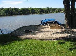 11091 Birchpark Dr, Stanwood, MI 49346
