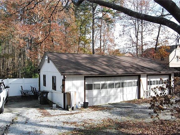 2nd image of 2078 Eastwood Dr