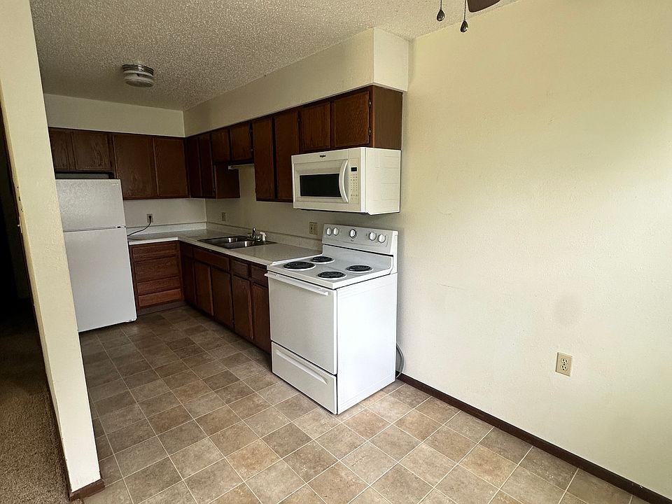 1st image of 220 Mamie Eisenhower Ave APT 12