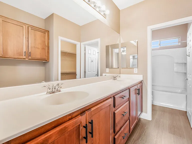 7616 Perla Del Mar Ave — Photo 13