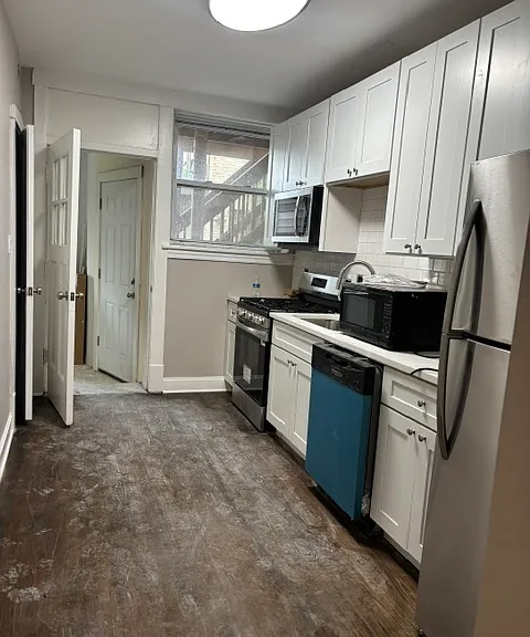 4650 N Paulina St #2W — Photo 1
