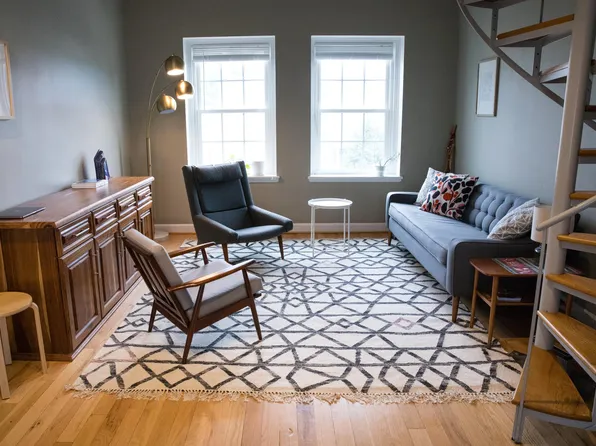 3082 S Abingdon St APT C2, Arlington, VA 22206