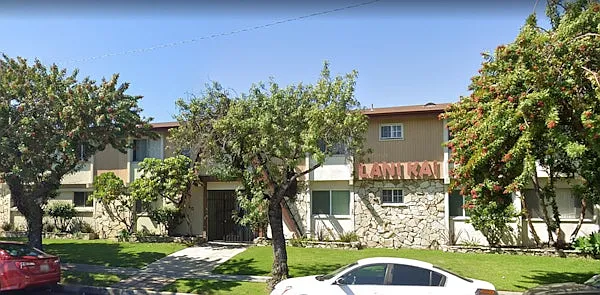 13707 Van Ness Ave. — Photo 1