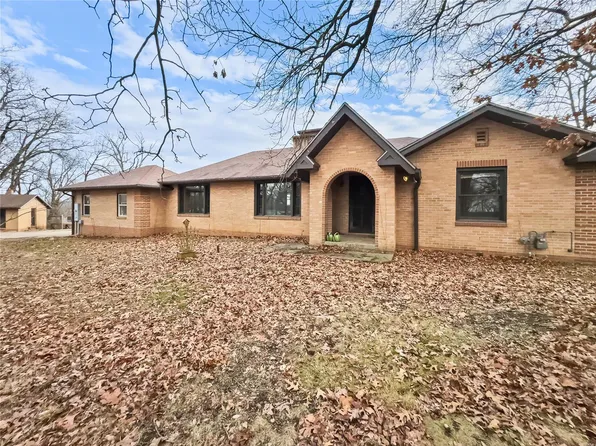 304 Bumper Hill Rd, Camdenton, MO 65020