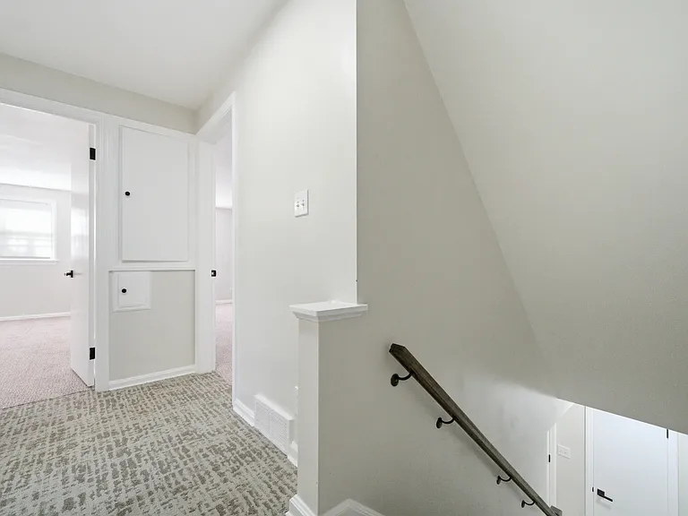 4037 Washington Blvd — Photo 16