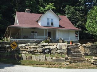 1444 Middle Fork Rd, Hendersonville, NC 28792