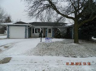 1208 Corley Dr, Elgin, IL 60120