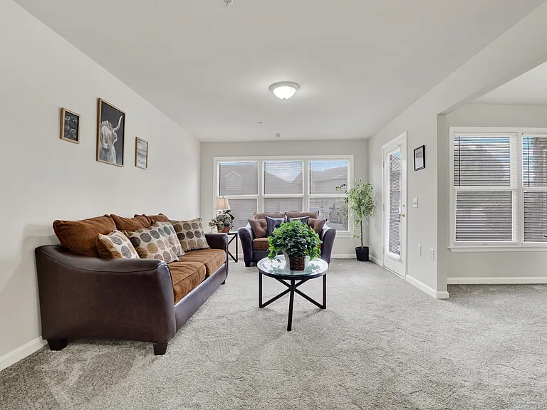 Cortland Apts. — Photo 5