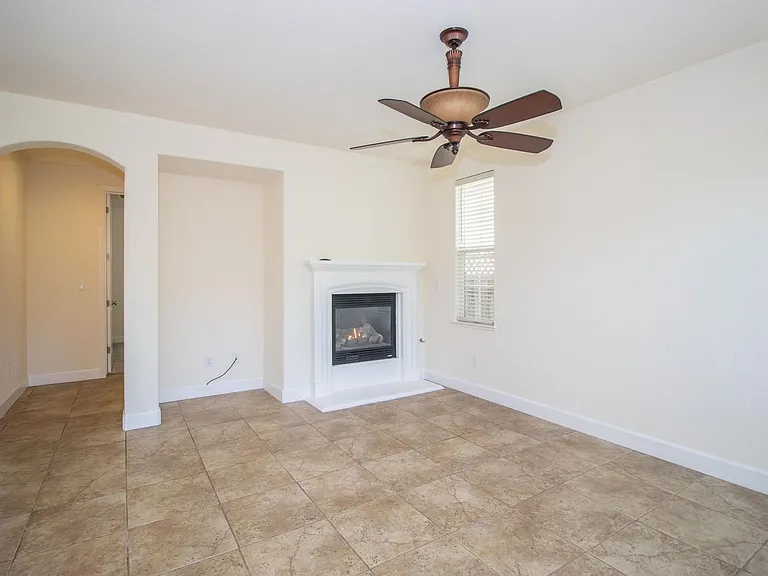 6239 Newhaven Ln — Photo 26