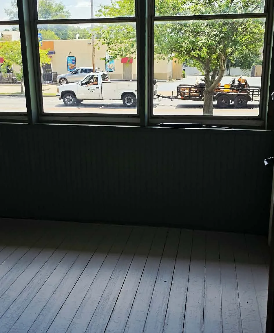 3 bed, 1104 sqft, $950 — Photo 3