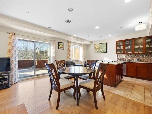 1689 E 21st St APT 6A, Brooklyn, NY 11210