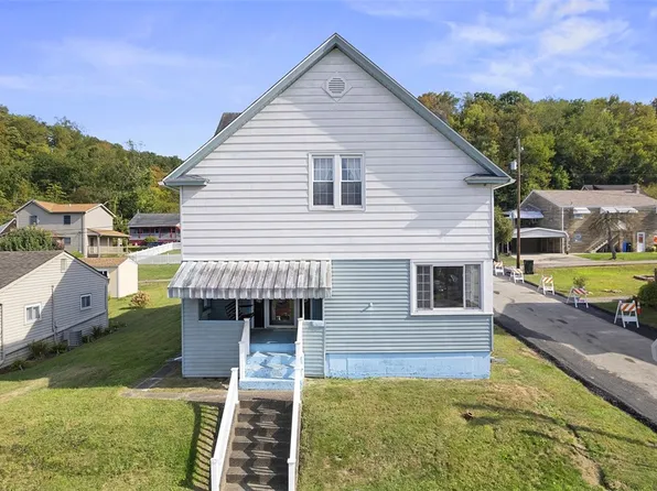 6102 Roslyn St, McKeesport, PA 15135