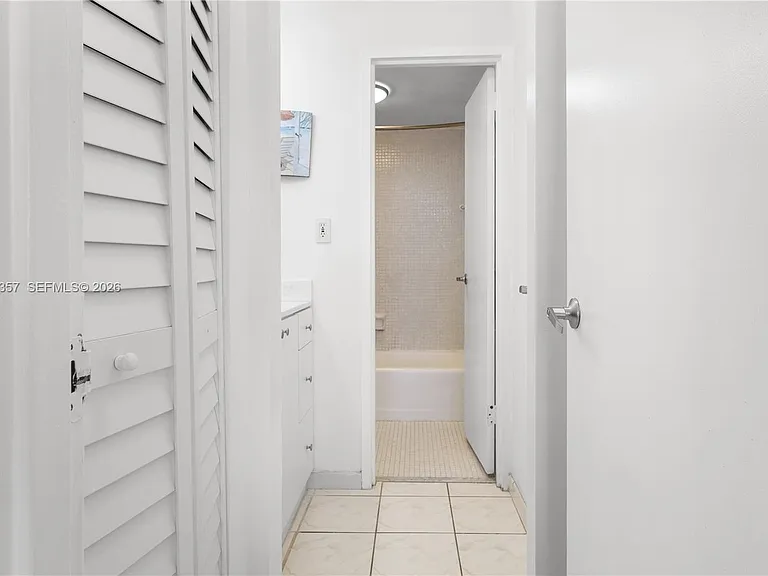2899 Collins Ave #642 — Photo 12