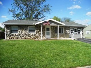 1557 Roxbury Dr, Xenia, OH 45385