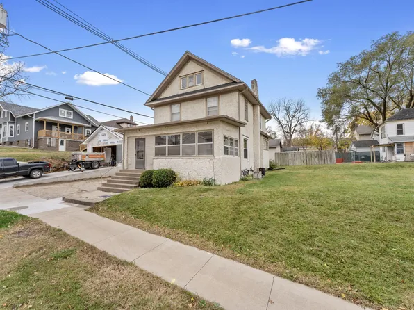 410 Linn St, Muscatine, IA 52761