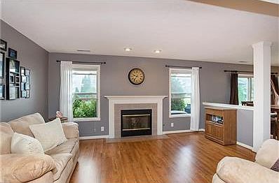 Formal living room/dining room