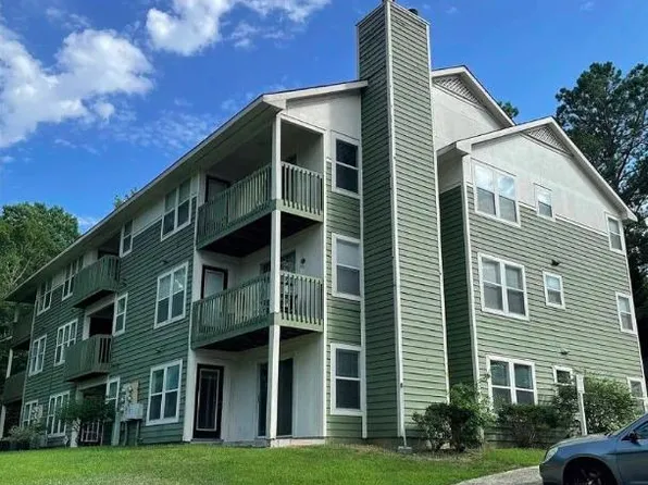 1001 Brookhollow Dr APT 6, Fayetteville, NC 28314