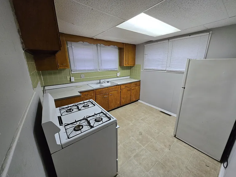 801 W North St #3 — Photo 20