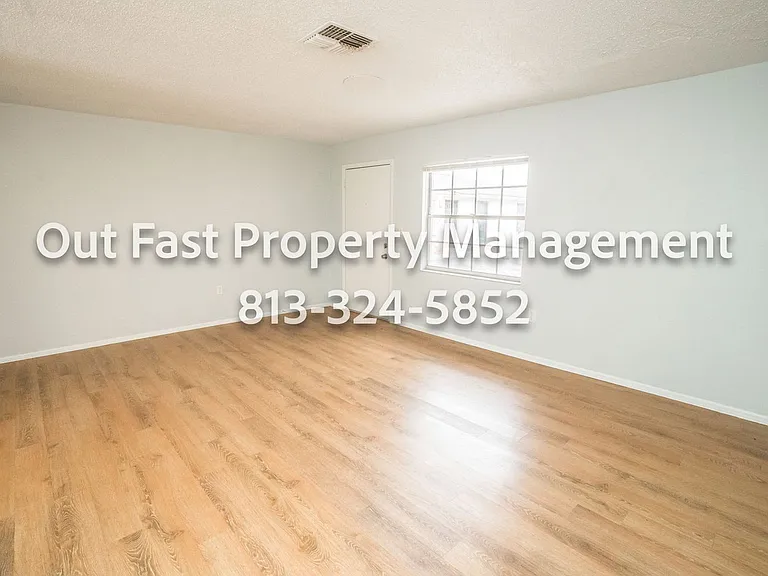 1273 Sylvia Ave — Photo 18