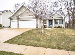 1710 Hughes Dr SW, Cedar Rapids, IA 52404