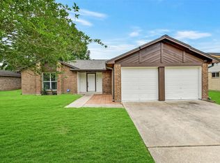 2701 Knoxville Dr, League City, TX 77573