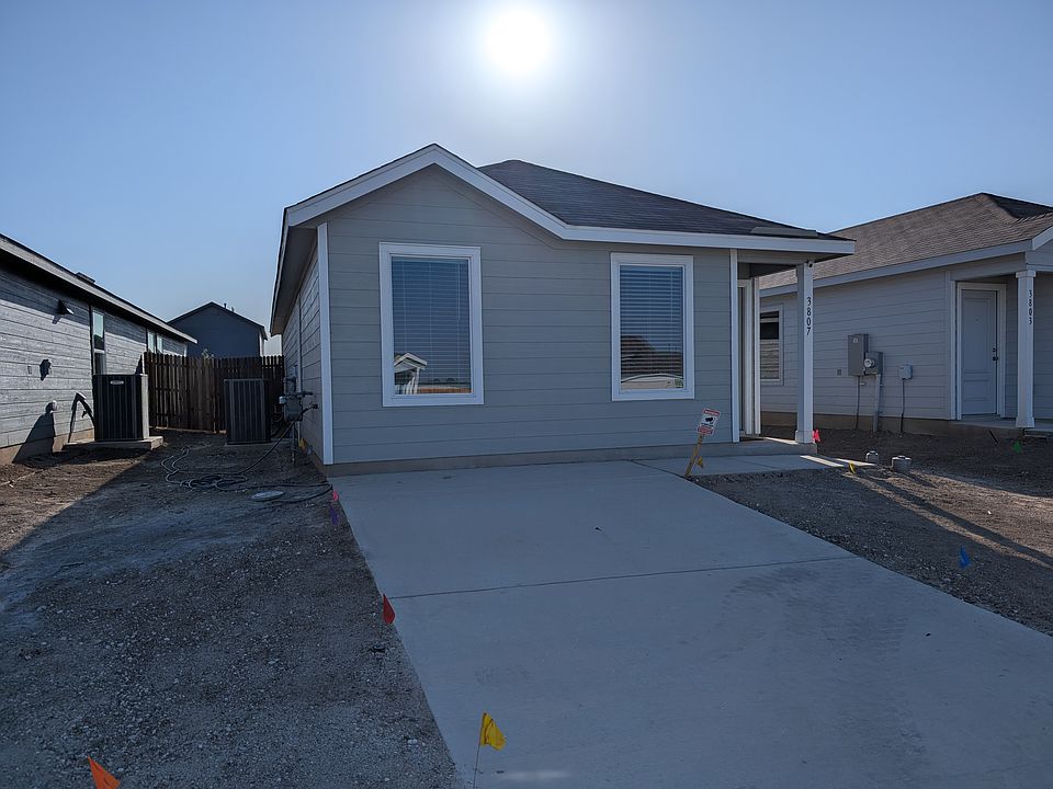 1st image of 3807 Mill Ct