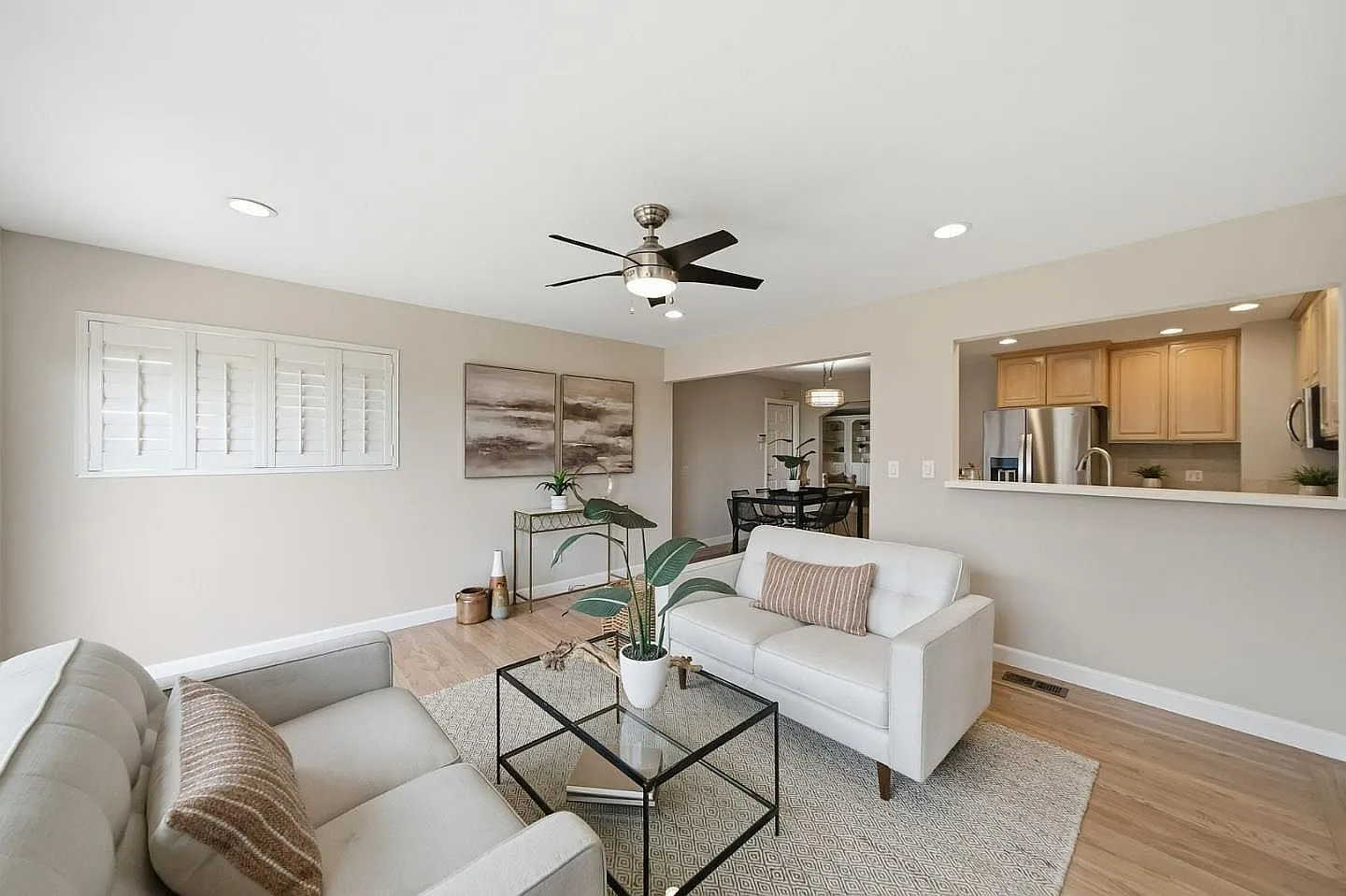 5 bed, 1760 sqft, $12,000 — Photo 4