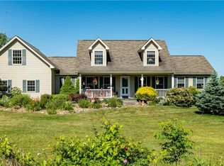 6817 N Centenary Rd, Williamson, NY 14589