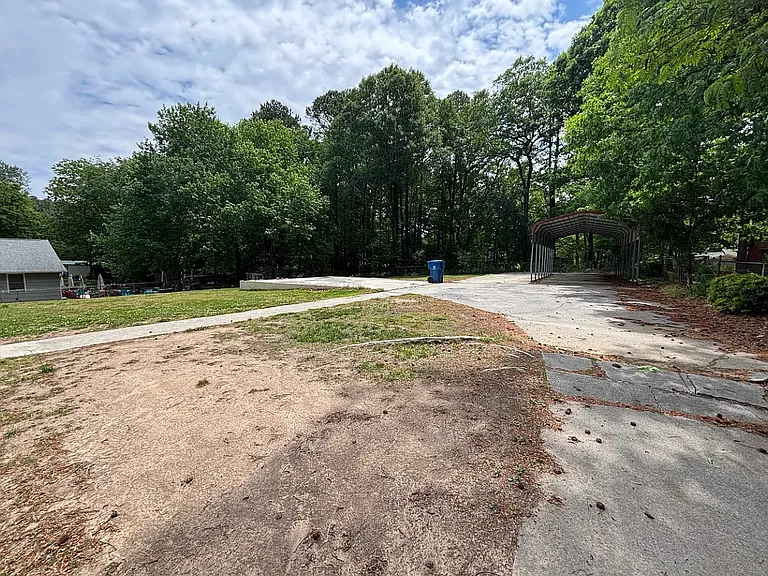 106 Oakmont Ave — Photo 5