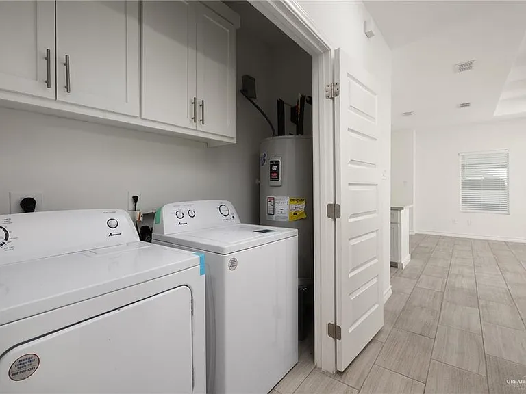 913 W Kohala Ave #3 — Photo 9