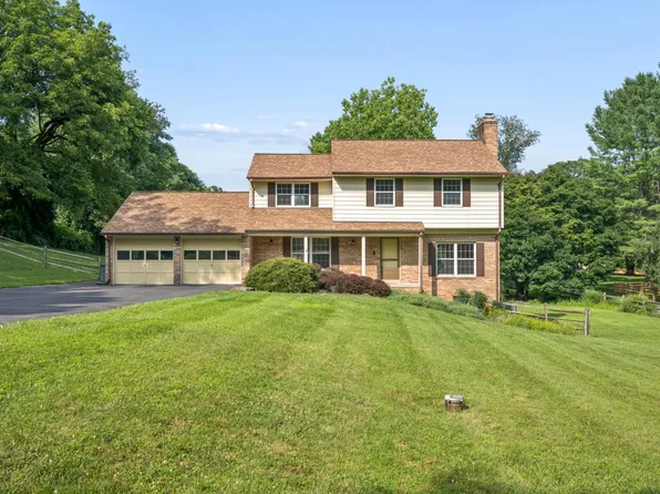 24513 Hanson Rd, Laytonsville, MD 20882
