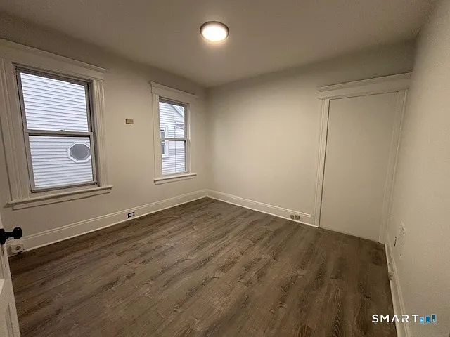 1483 W Broad St — Photo 6