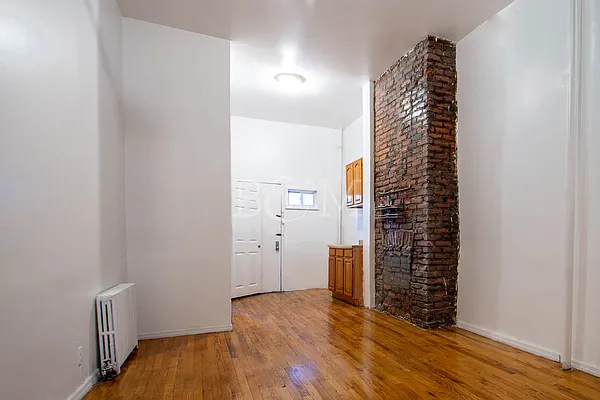 Rented by Brick&Mortar | media 13