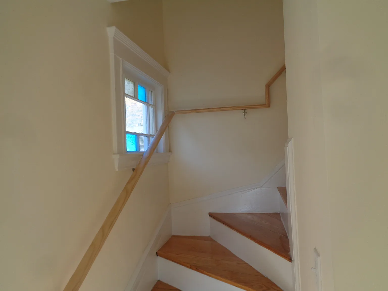 3 bed, 1.5 bath, 1500 sqft, $3,250 — Photo 1