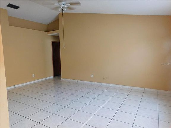 5th image of 2826 RIDGE COVE COURT