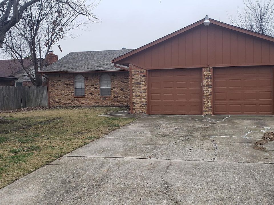 1st image of 930 Brookhurst Blvd