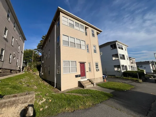 28 Prentice St, Worcester, MA 01604