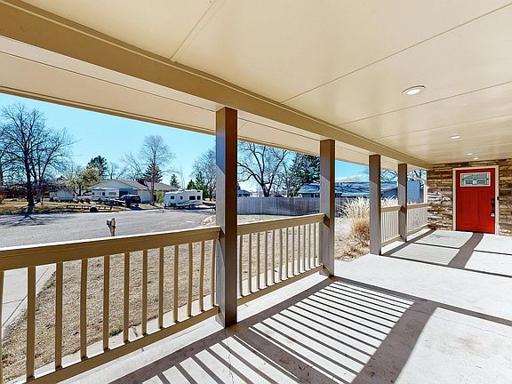3rd image of 4705 Holly Ct